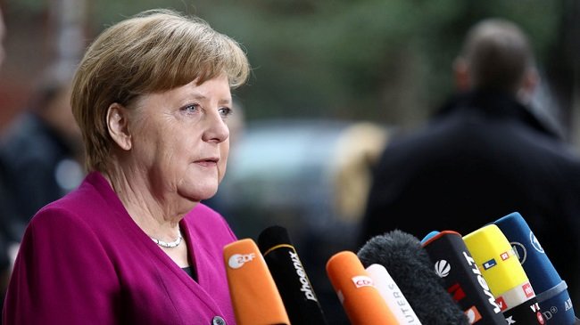 Рейтинг блока Ангелы Меркель упал до 29%